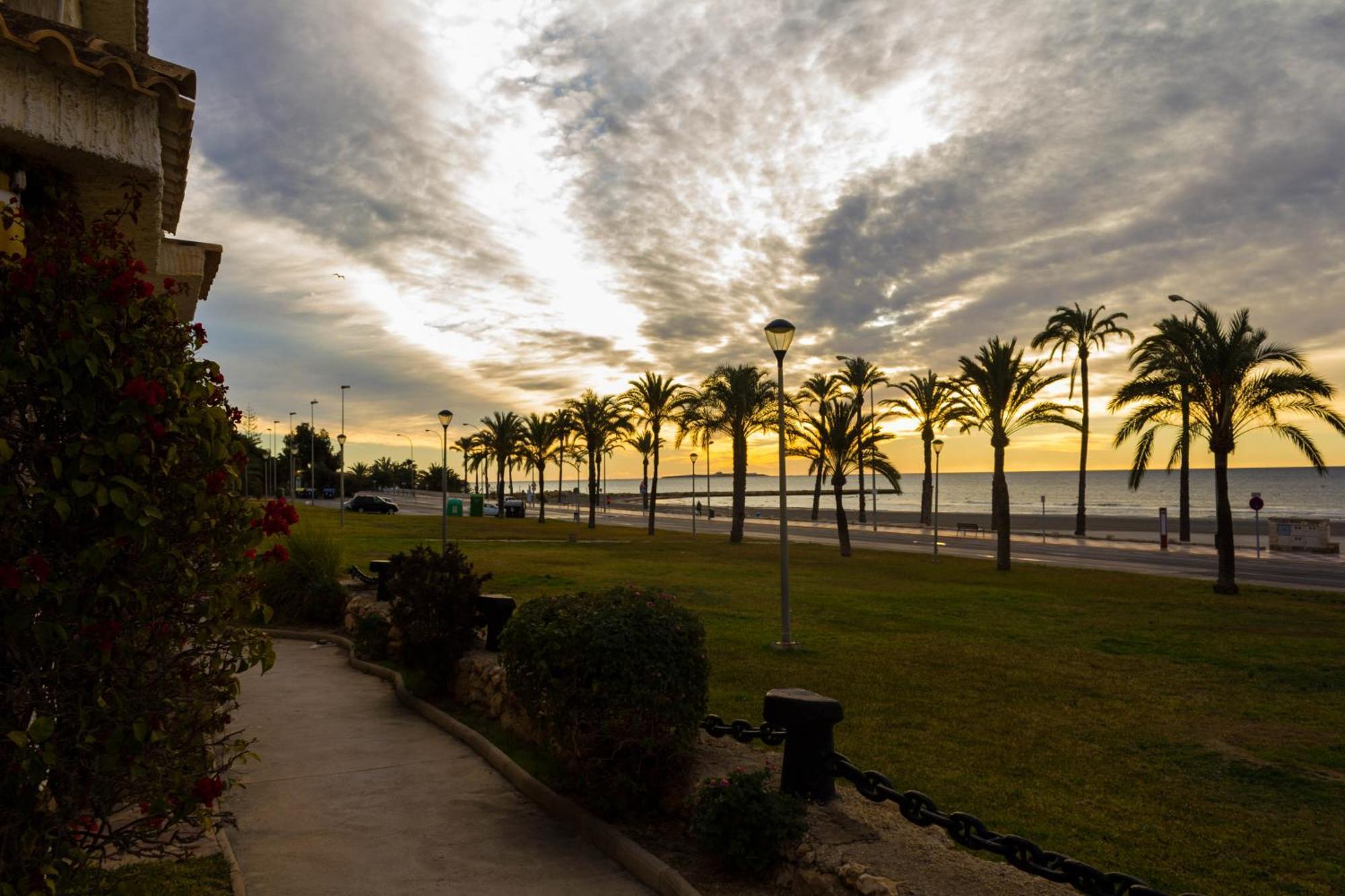Brisas Varadero Santa Pola Bagian luar foto